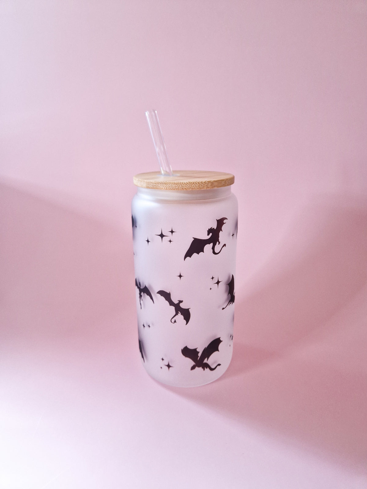 Glass cup 'Dragons'