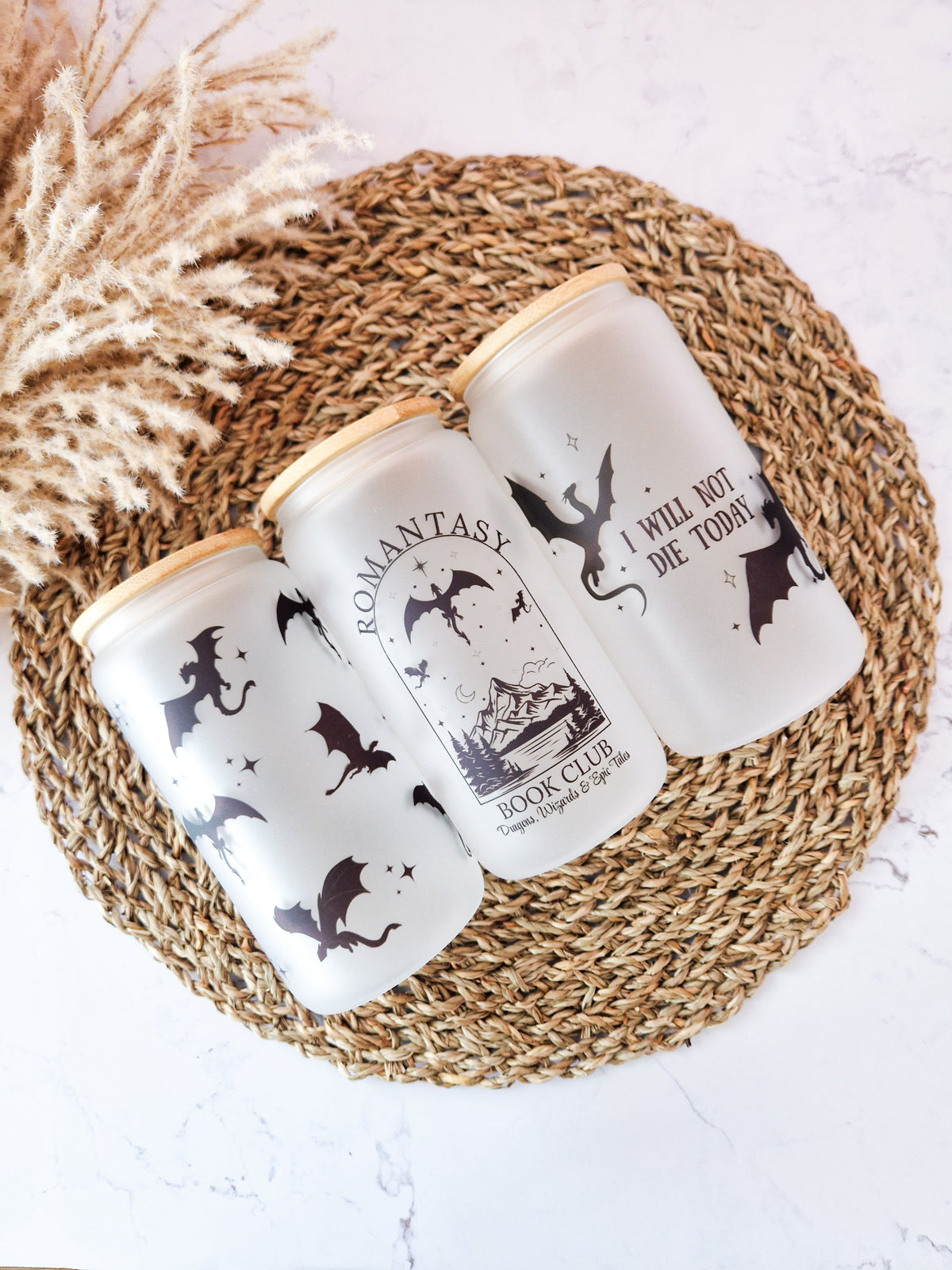 Glass cup 'Dragons'