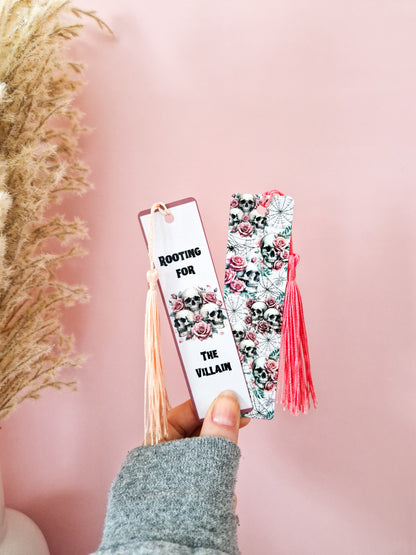 Bookmark 'Skulls and Roses'