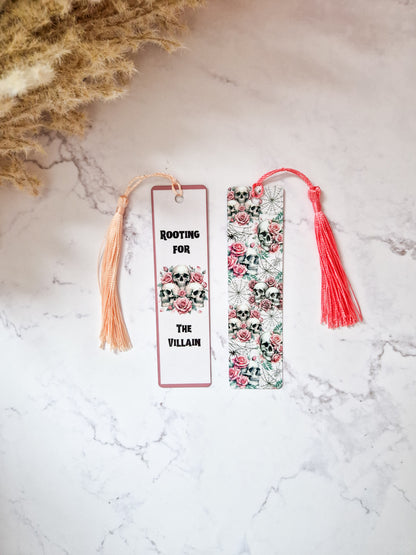 Bookmark 'Skulls and Roses'