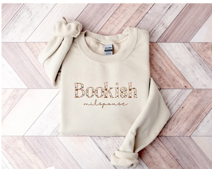 Sweatshirt Bookish Milspouse