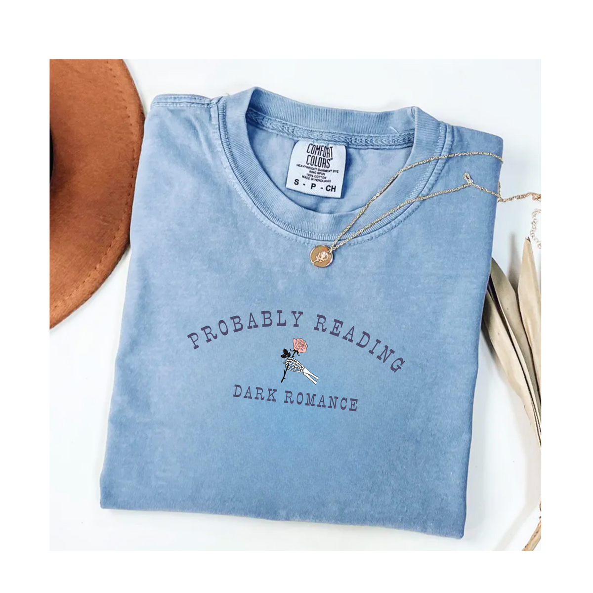 T-shirt Probably Reading Dark Romance
