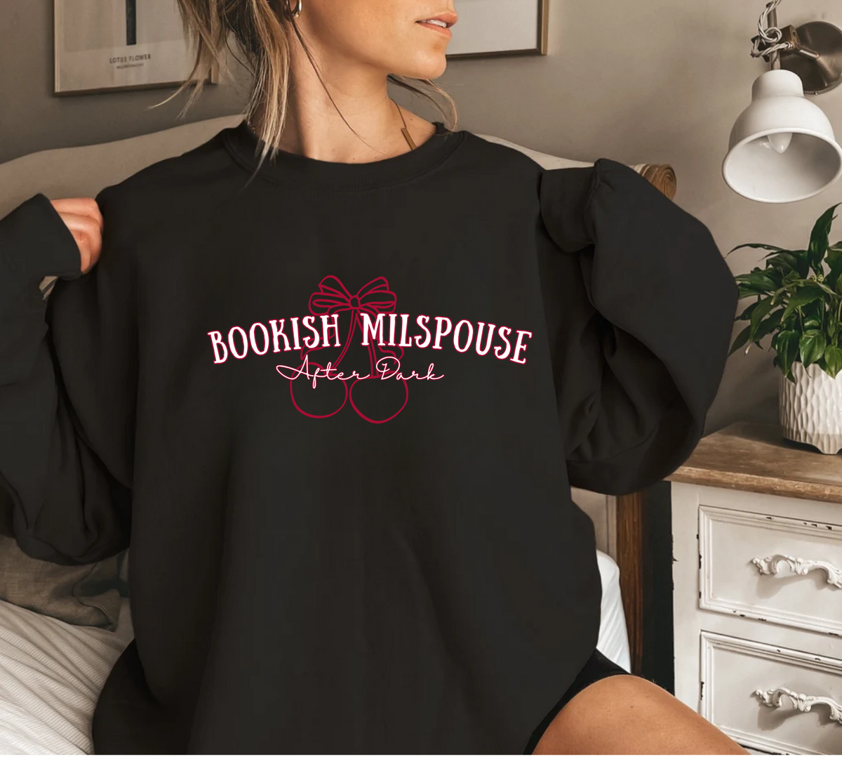 Sweatshirt Bookish Milspouse ~ after dark