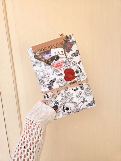Spooky Blind Date With A Book