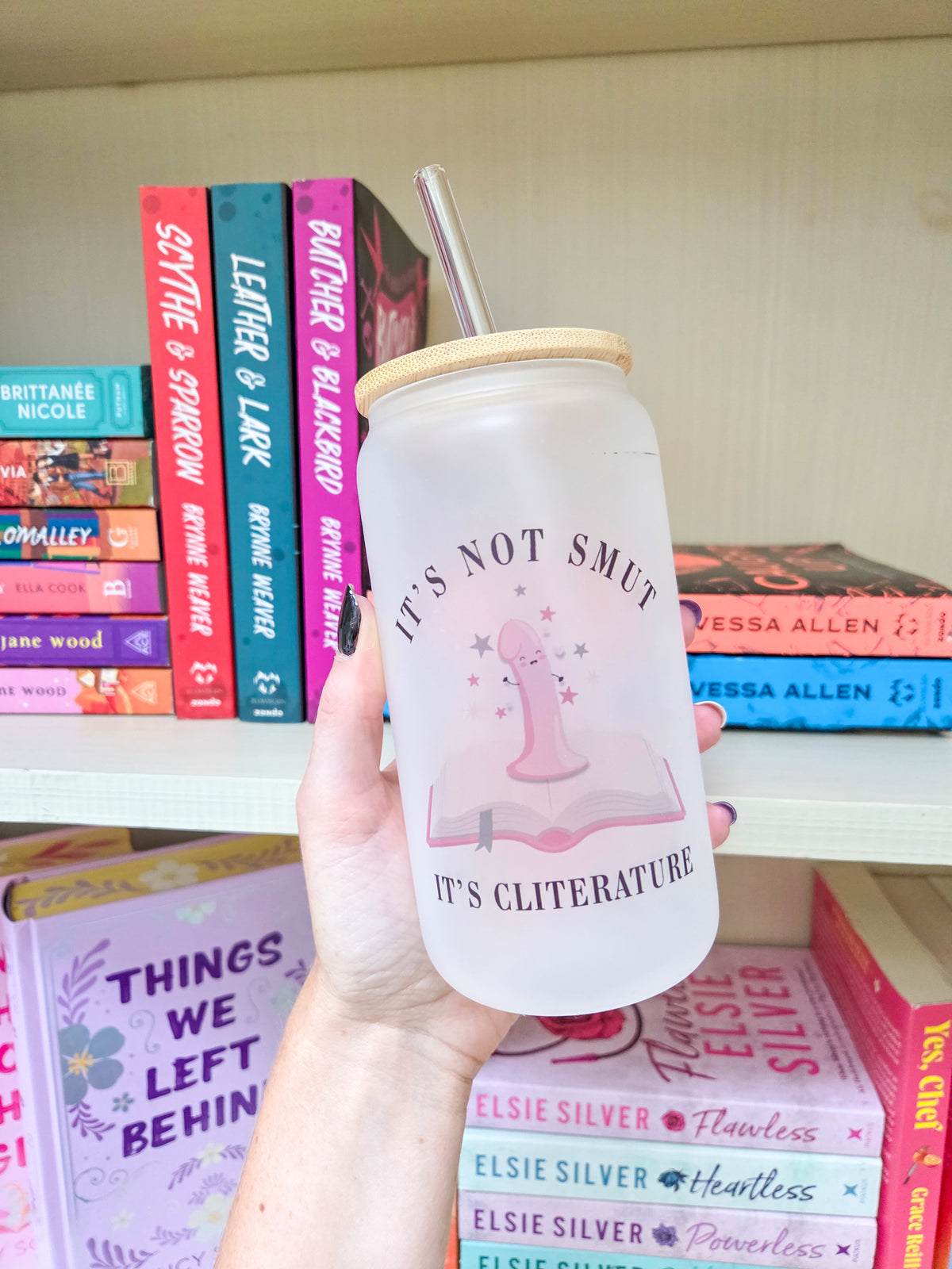 Glass cup 'Cliterature'